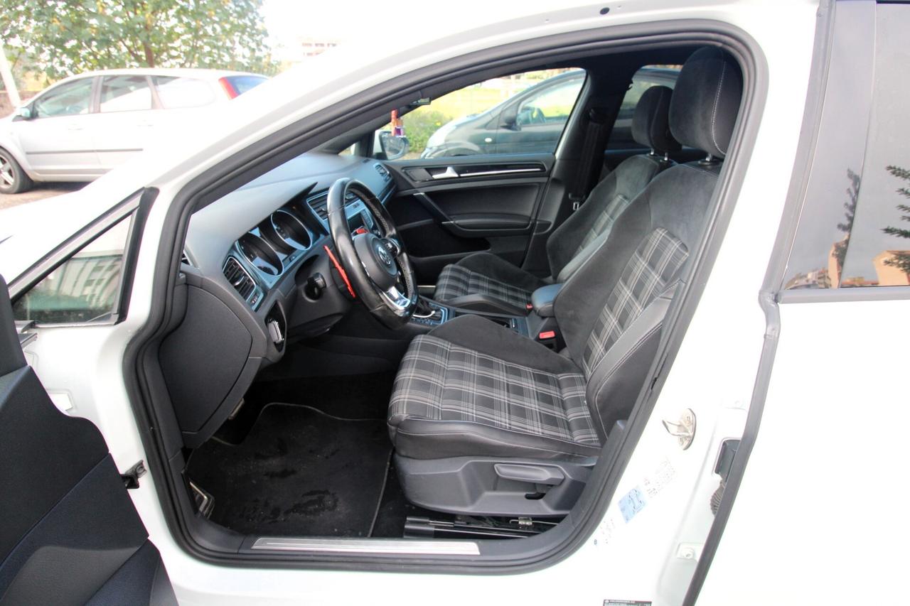 Volkswagen GOLF GTD BLUEMOTION TECHNOLOGY