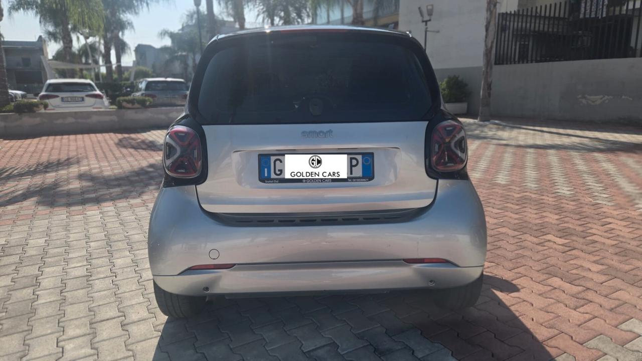 smart forTwo 1.0 Passion 71CV twinamic Uff Italy Nav Led Pelle