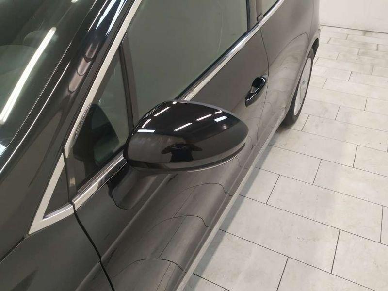 Renault Clio 1.6 E-Tech hybrid Intens 140cv auto my21