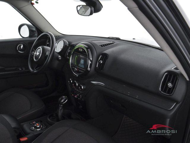 MINI Countryman Cooper D 2.0 Cooper D auto Business