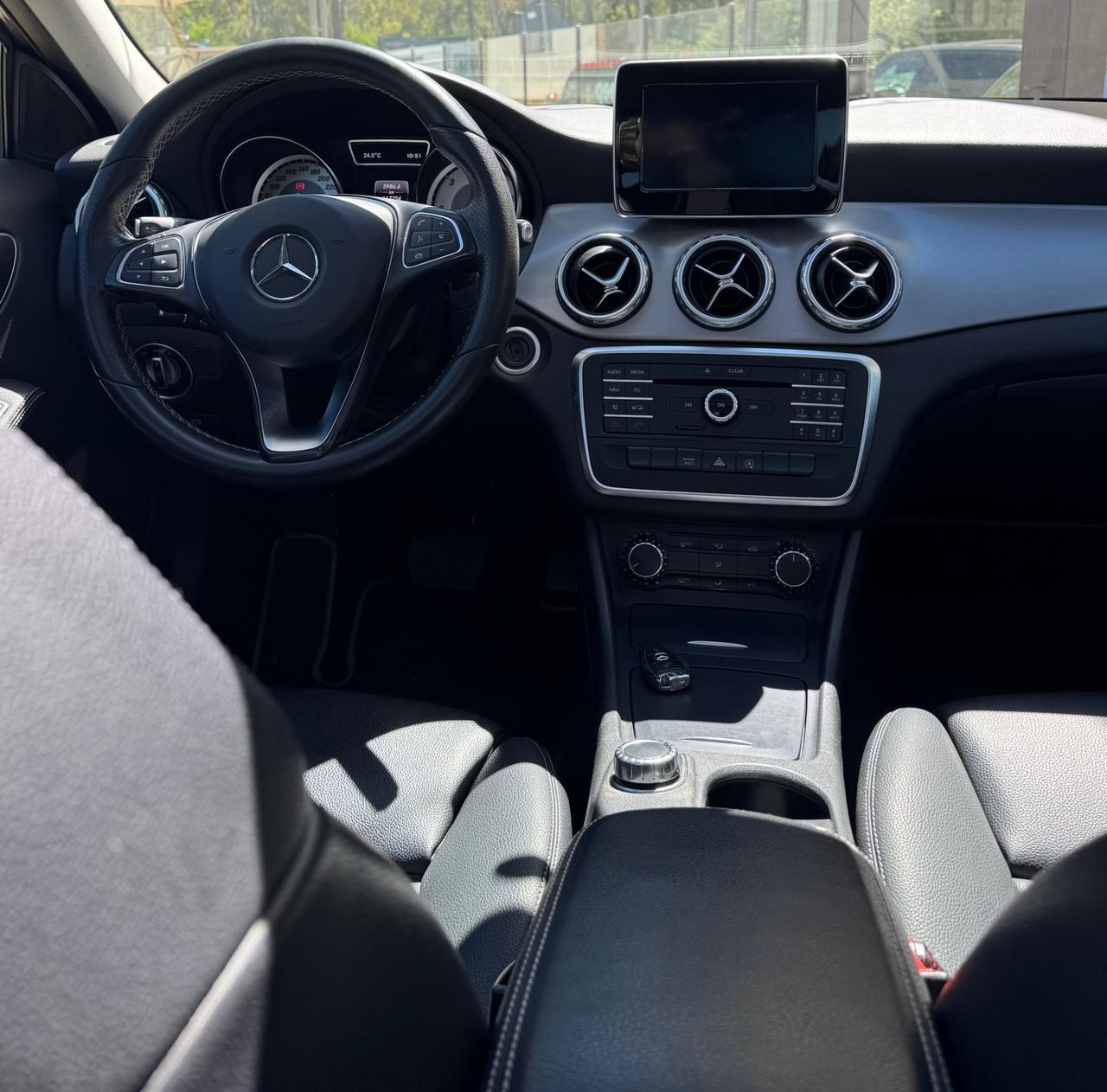 Mercedes-benz GLA 200 GLA 200 d Automatic Sport