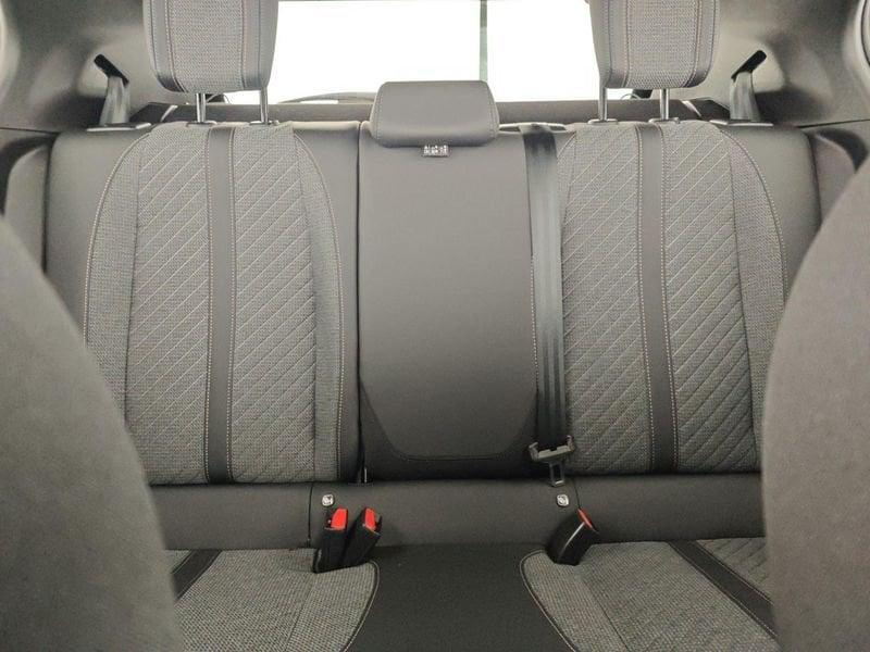 Peugeot 2008 Hybrid 145 e-DCS6 Allure