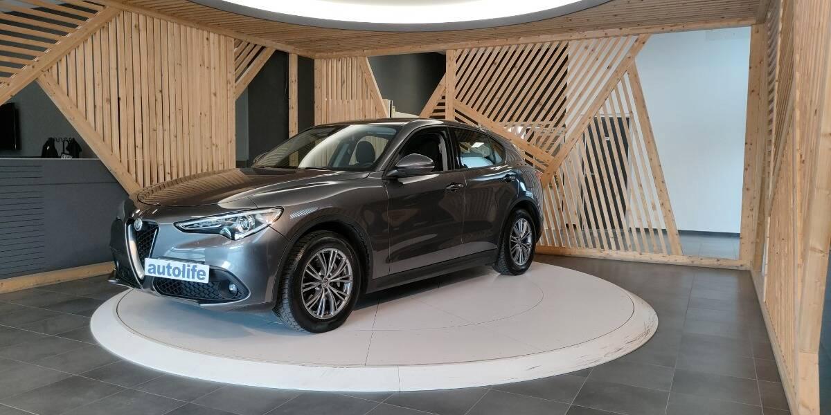 Alfa Romeo Stelvio 2.2 t Business rwd 190cv auto
