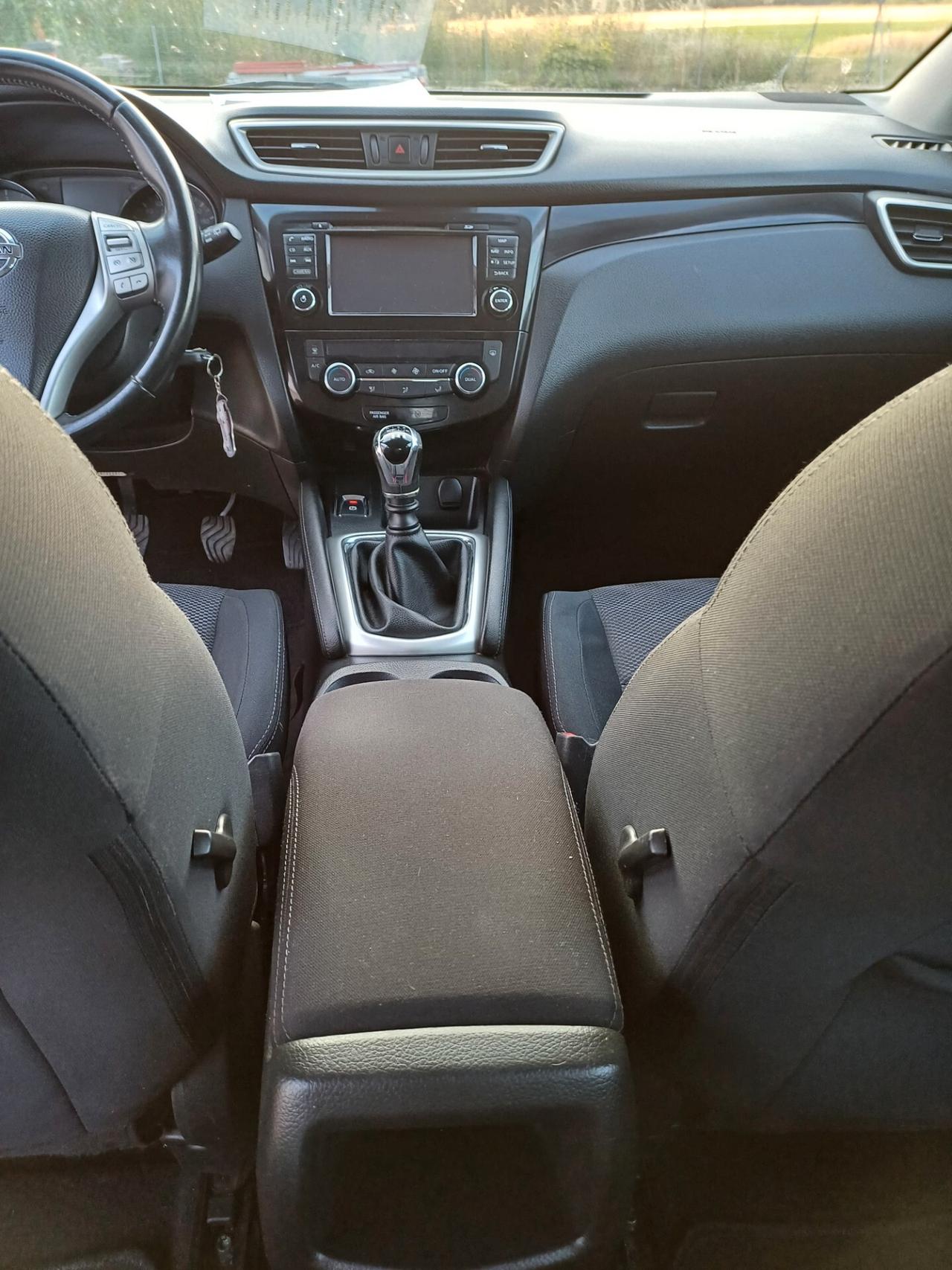 Nissan Qashqai 1.5 dCi Visia