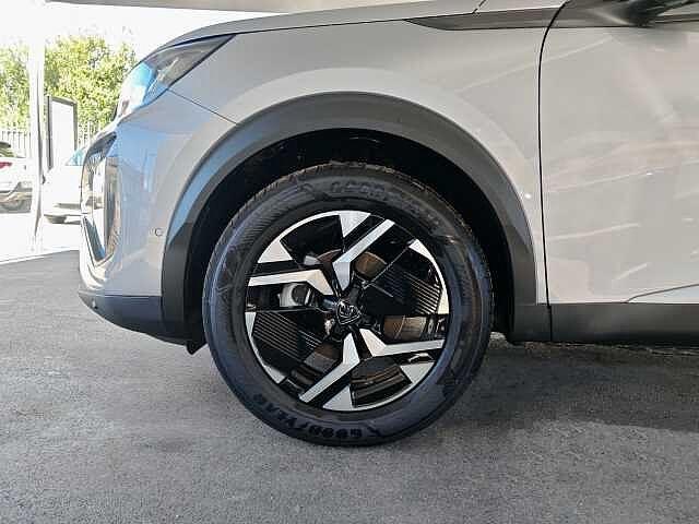 Peugeot 2008 PureTech 100 S&S Allure