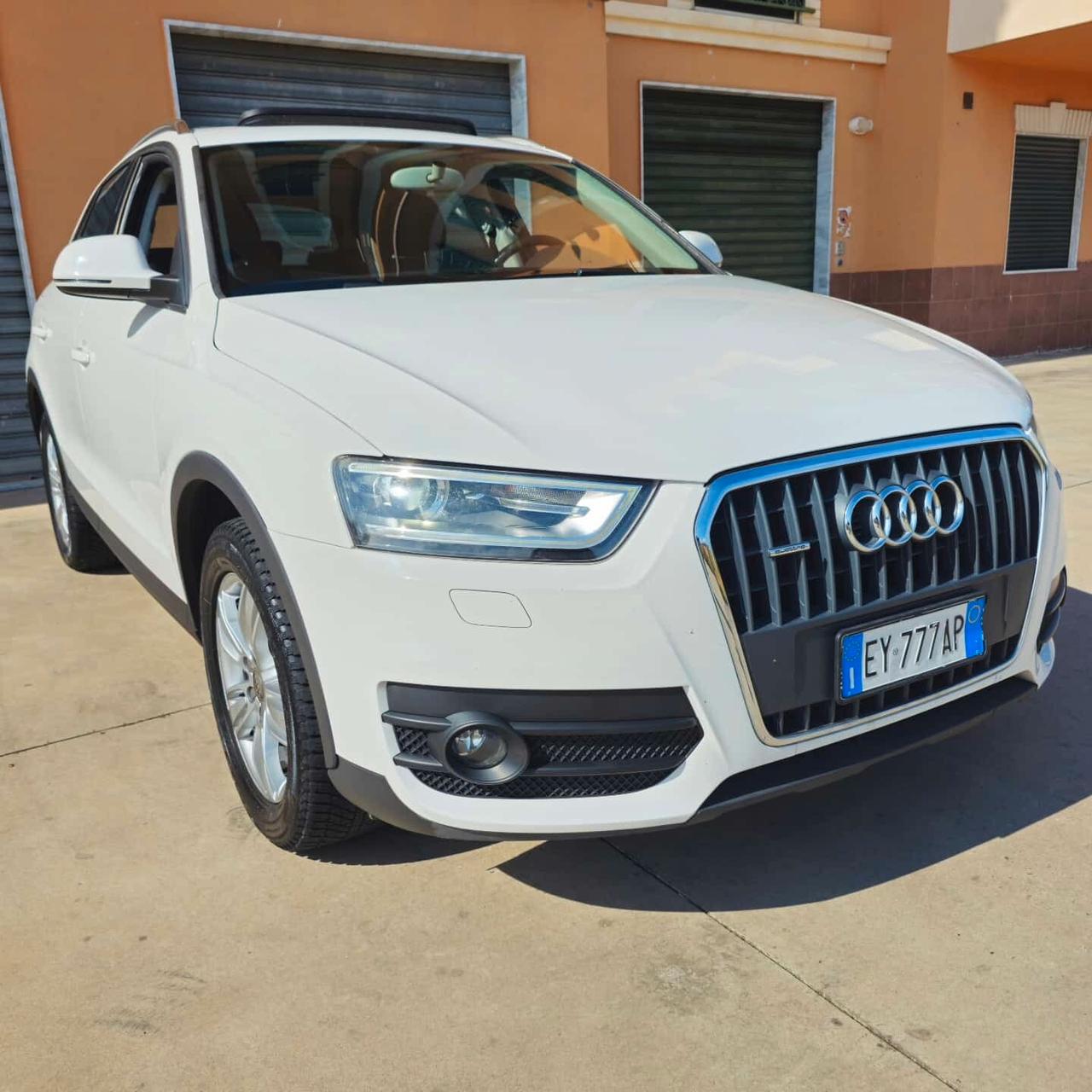 Audi Q3 2.0 TDI quattro S tronic Business