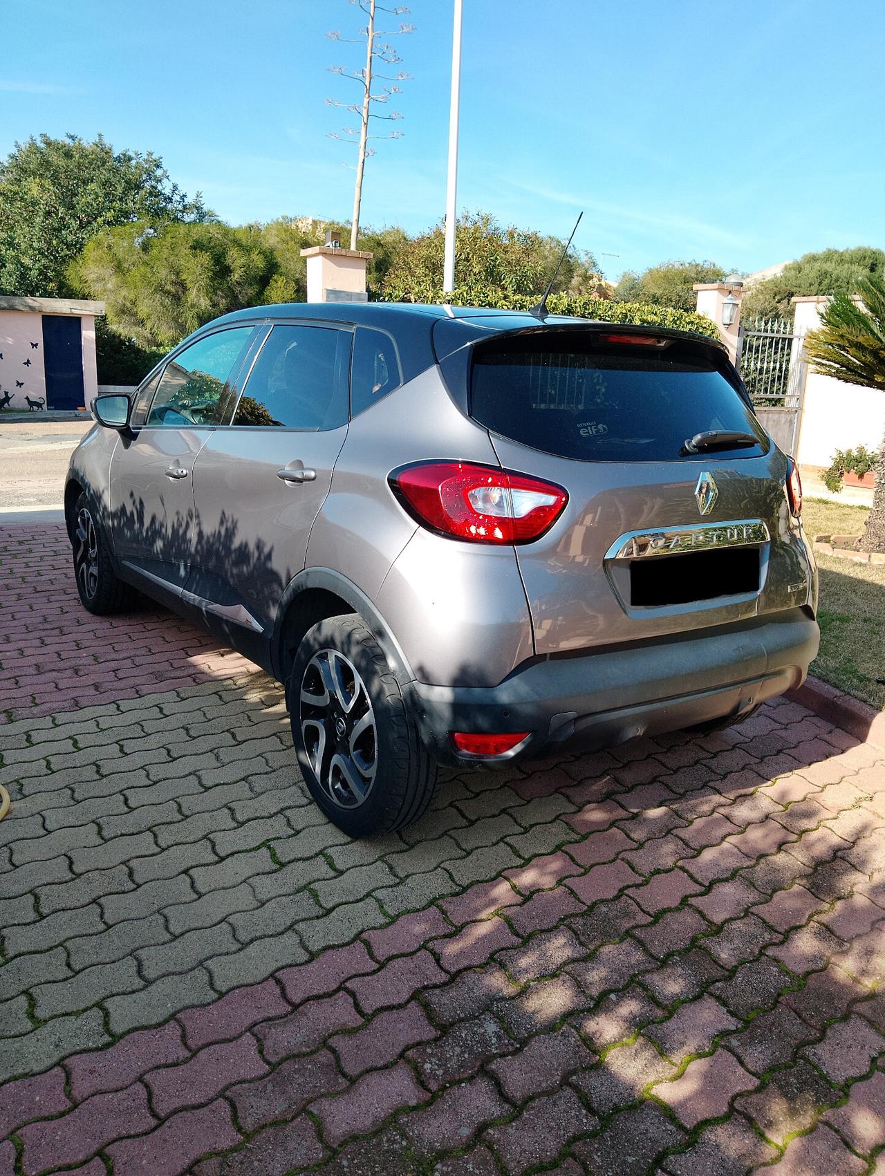 RENAULT CAPTUR 1.5 DCI AUT NAVI CAMERA