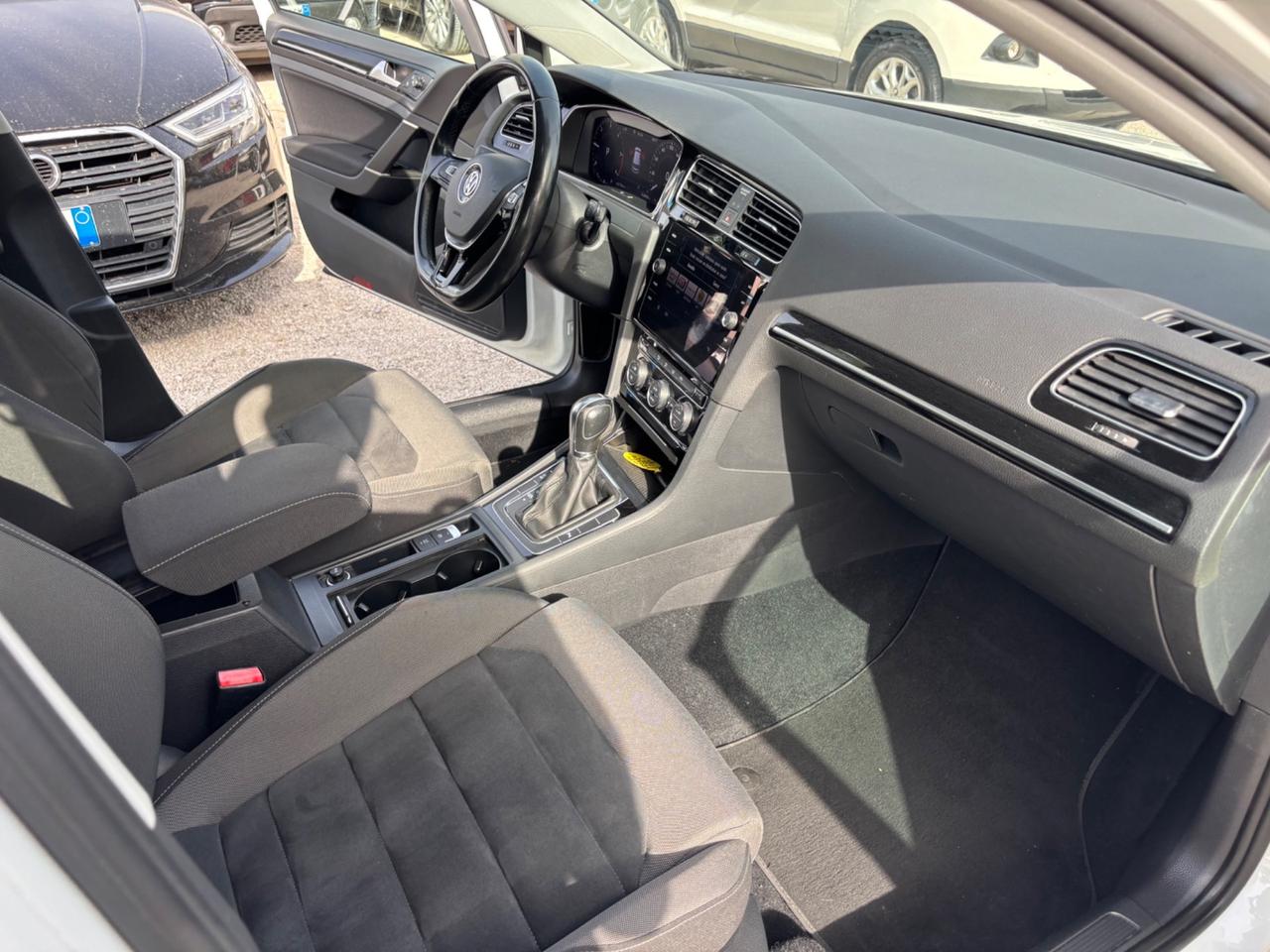 VW GOLF 1.6TDI 116CV DSG EXECUTIVE RETROCAMERA FULL