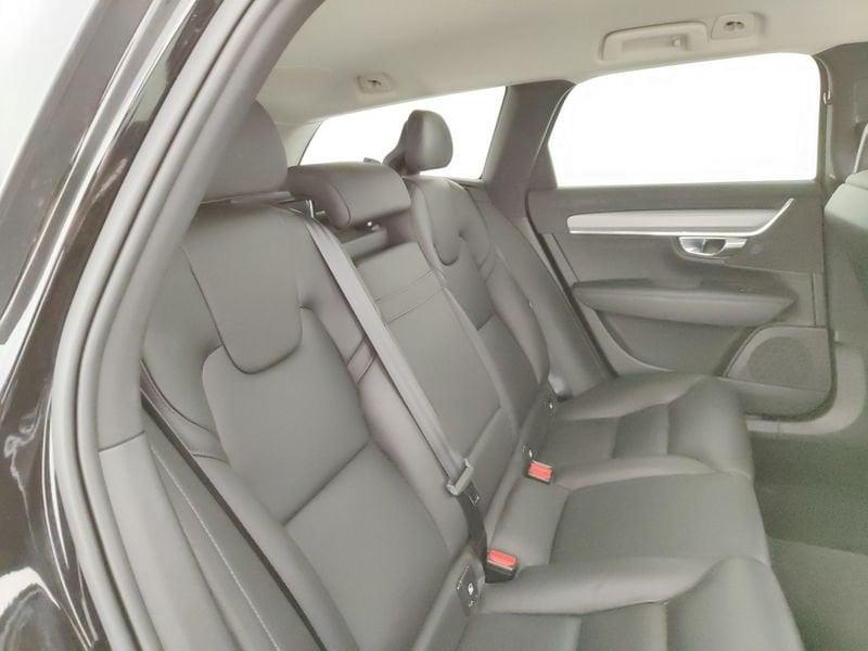 Volvo V90 D3 Momentum