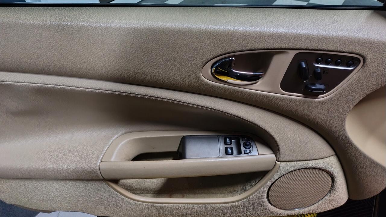 Jaguar XK 4.2 V8 Coupé