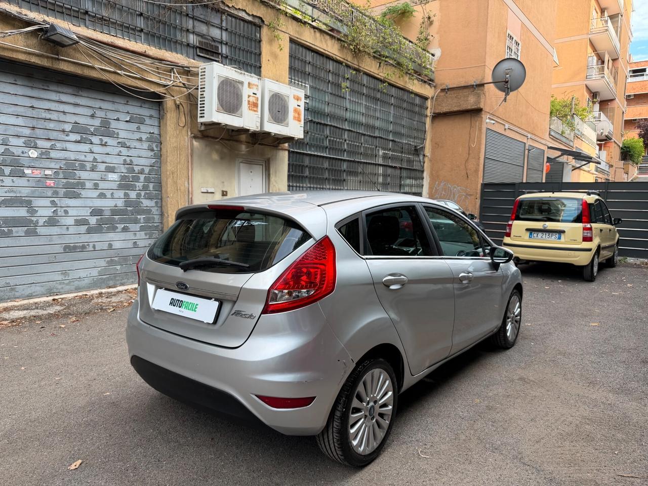 Ford Fiesta 1.2 82CV - DISTRIBUZIONE FATTA