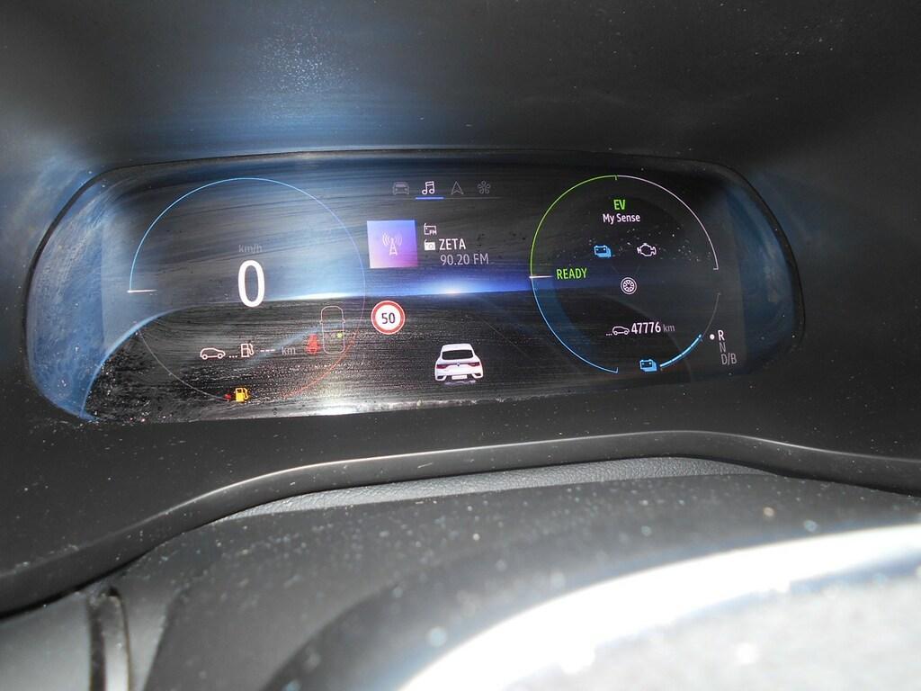 Renault Arkana 1.6 E-TECH Hybrid Engineered Auto