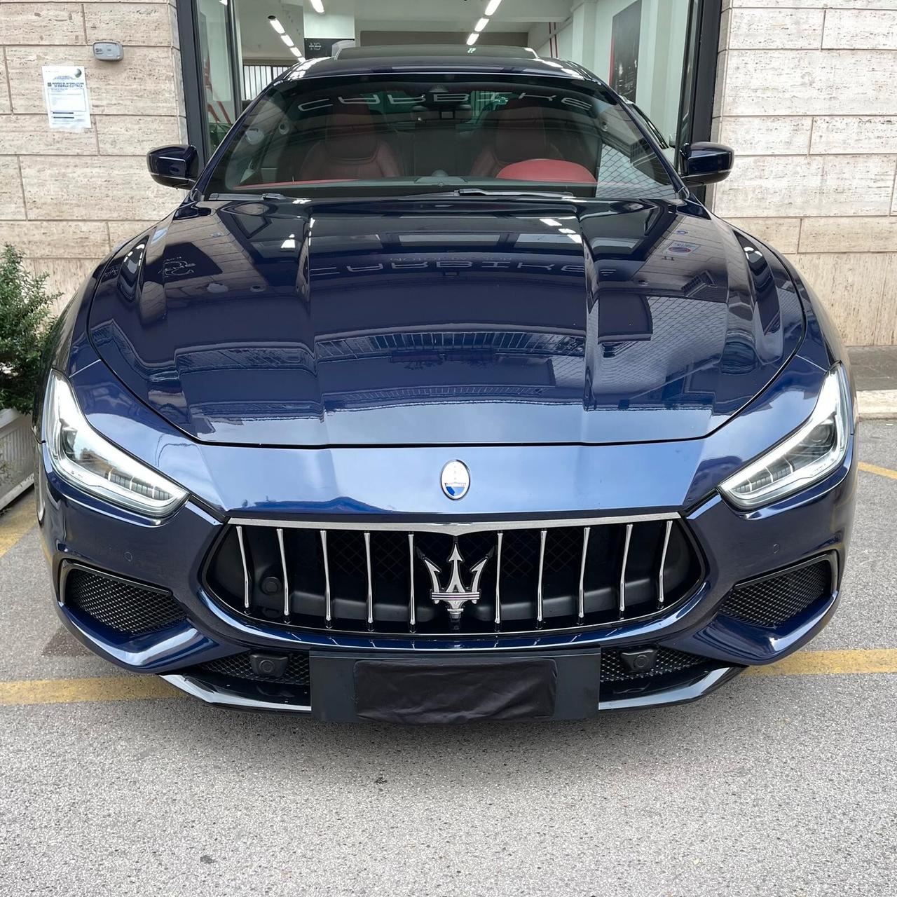 Maserati Ghibli V6 Diesel 275 CV Gransport