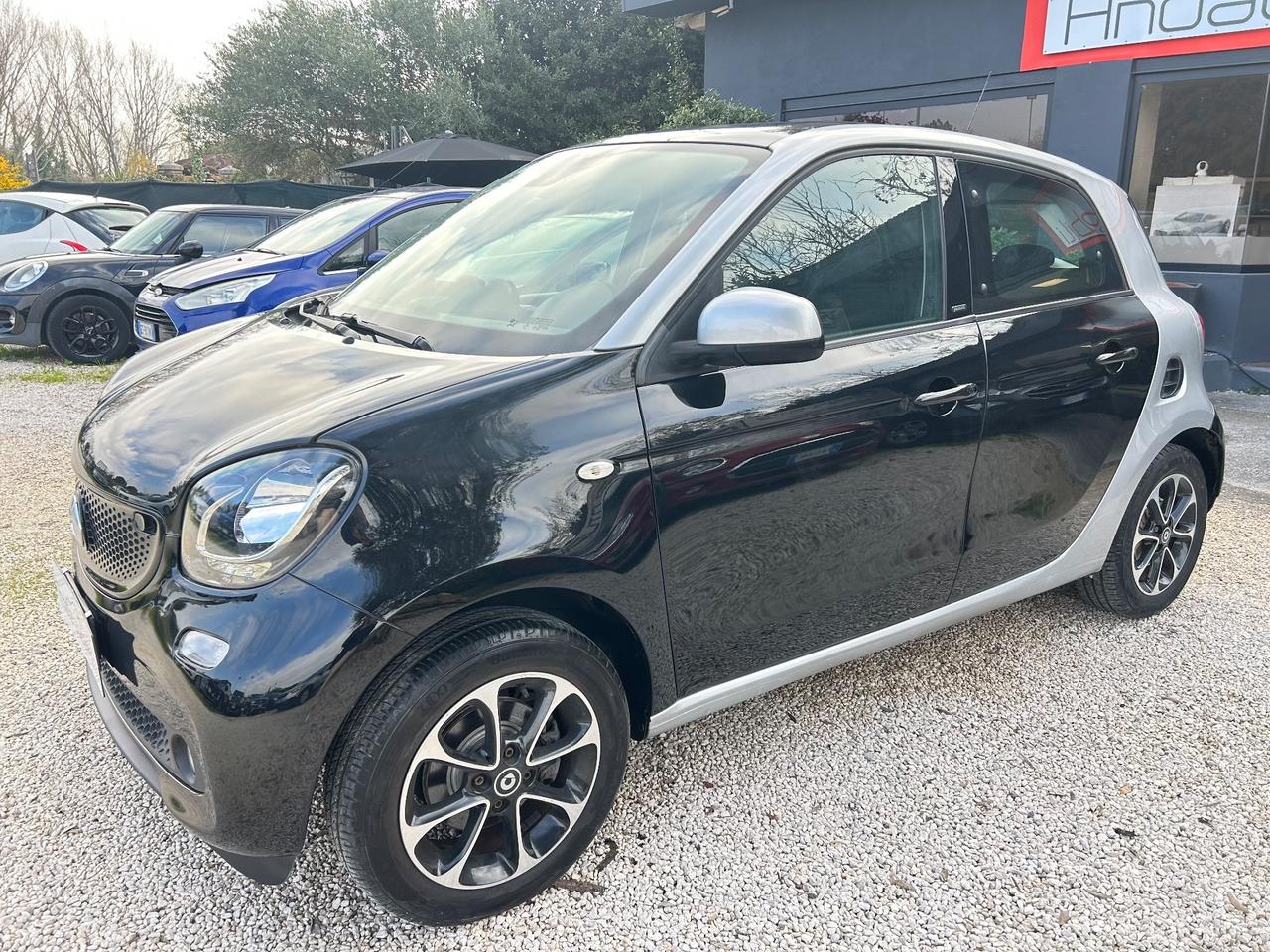Smart ForFour 1.0*89000KMTETTINO NAVI NEOPATENTATI