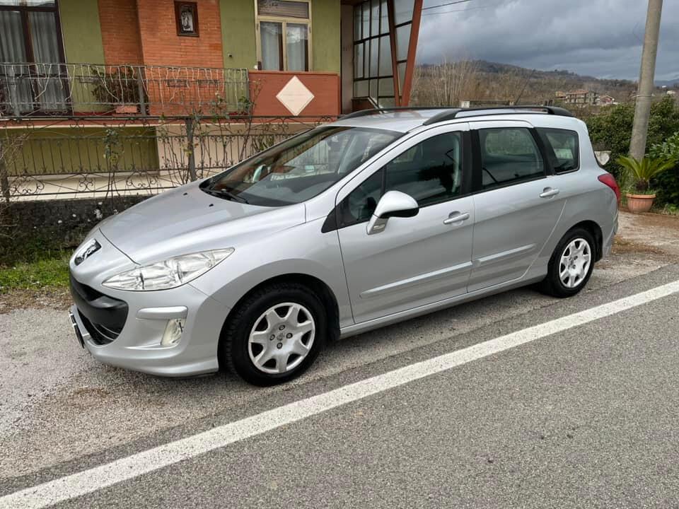 Peugeot 308 1.6 HDi 110CV SW Ciel Féline