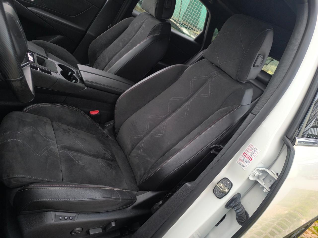 DS 7 PERFORMANCE LINE++1.5 HDI FULL LED/NAV/ TETTO