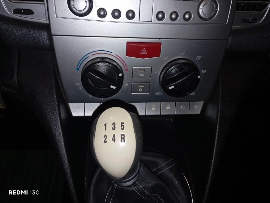 Lancia Ypsilon del 2010 GPL fino al 2030