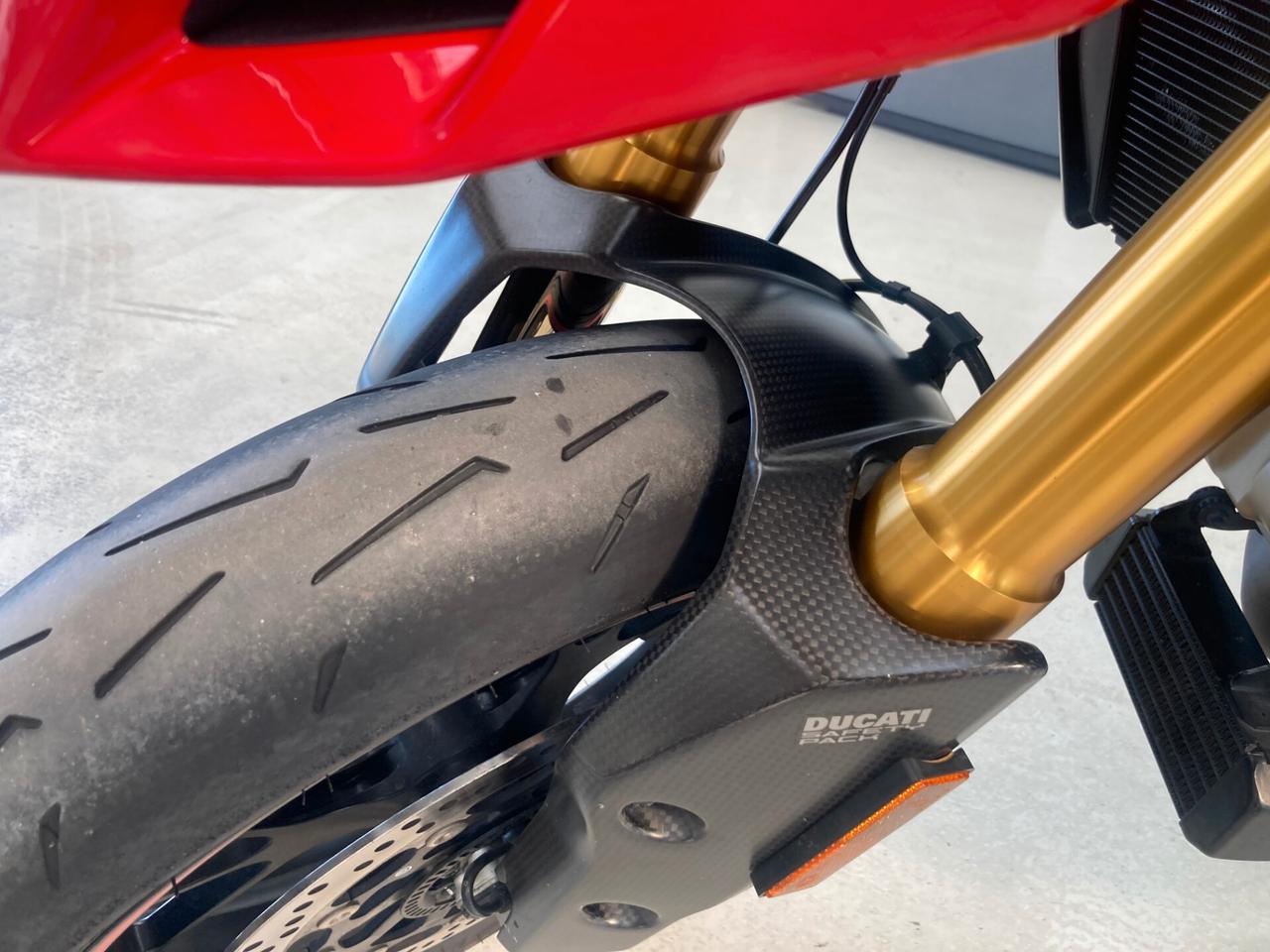 Ducati Hypermotard 950 SP + TERMIGNONI E ACCESSORI