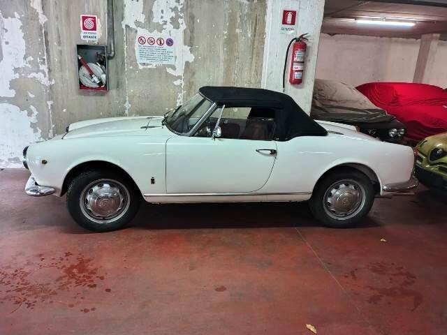 Alfa Romeo Giulia spider 1600