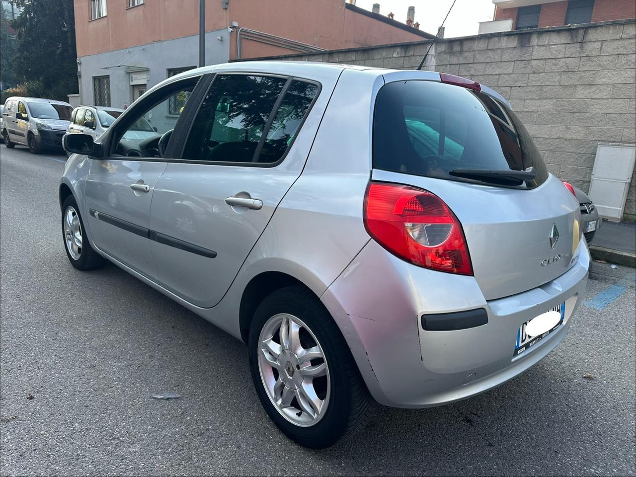 Renault Clio 1.2 16V 5 porte Le Iene