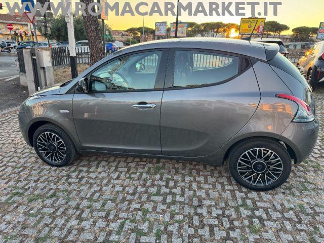 LANCIA Ypsilon 1.0 FireFly 5 porte S&S Hybrid Platino NO VINCOLI