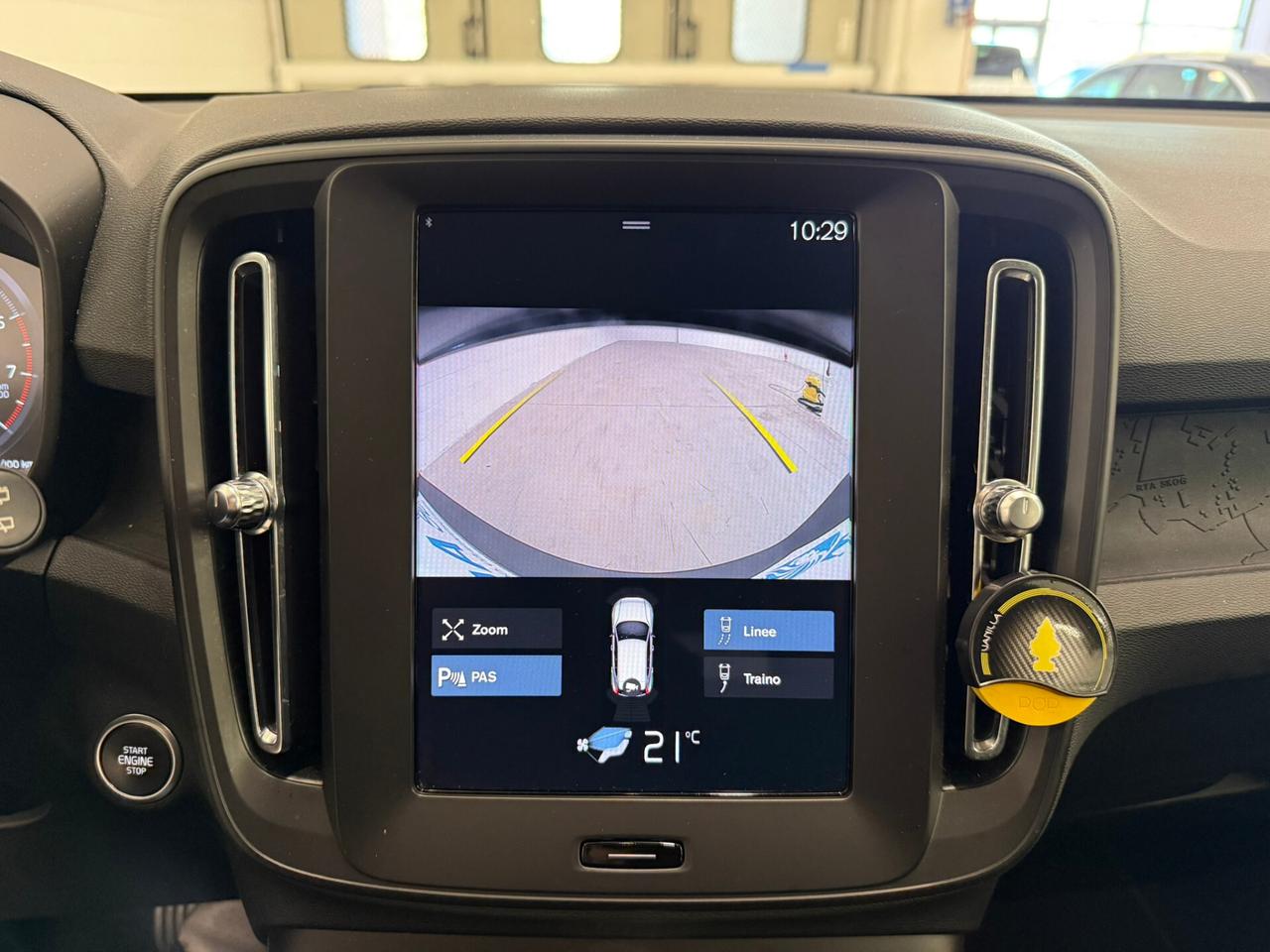 Volvo XC40 T2 automatico Essential