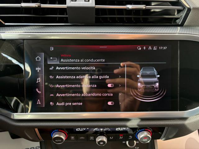 AUDI Q3 35 TDI quattro S tronic Business COCKPIT