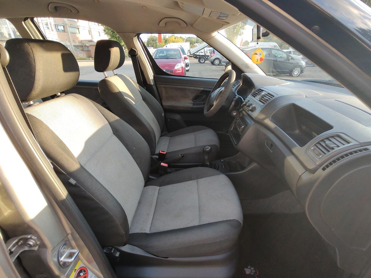 Skoda Roomster 1.2 12V 70CV Style GPLine, OK NEOPATENTATI