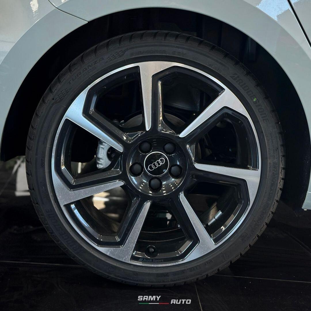 Audi A1 SPB 30 TFSI S tronic Identity Black