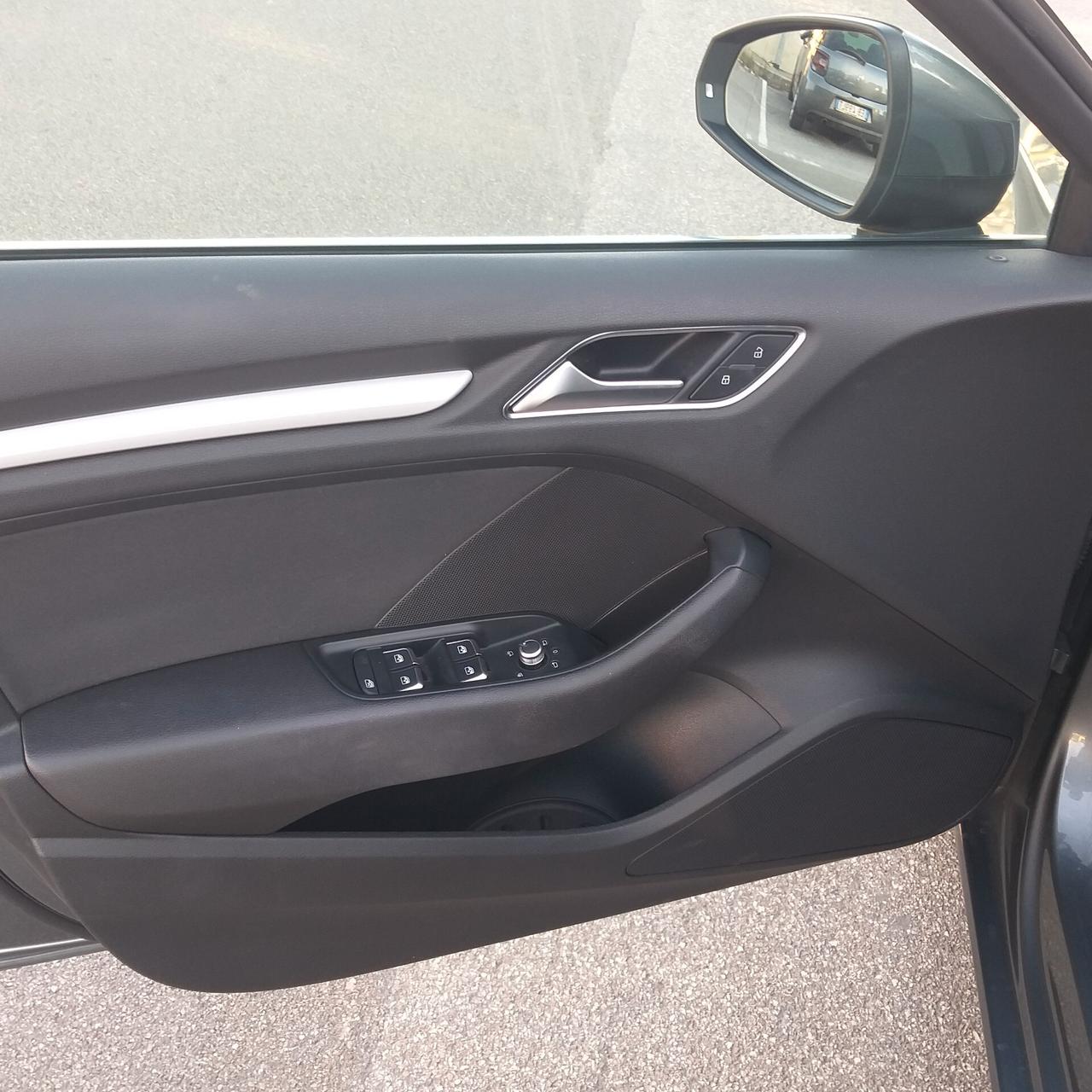Audi A3 SPB 35 TDI S tronic Business