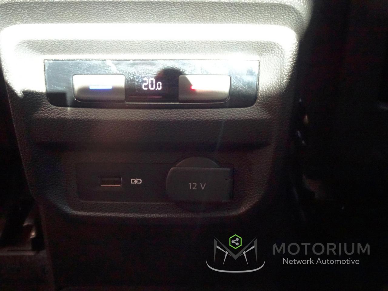 Volkswagen Tiguan 2.0 TDI DSG R-LILE 4MOTION -IMPECCABILE-