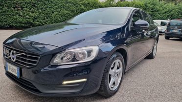 Volvo V60 D2 Geartronic Edition x Neopatentati
