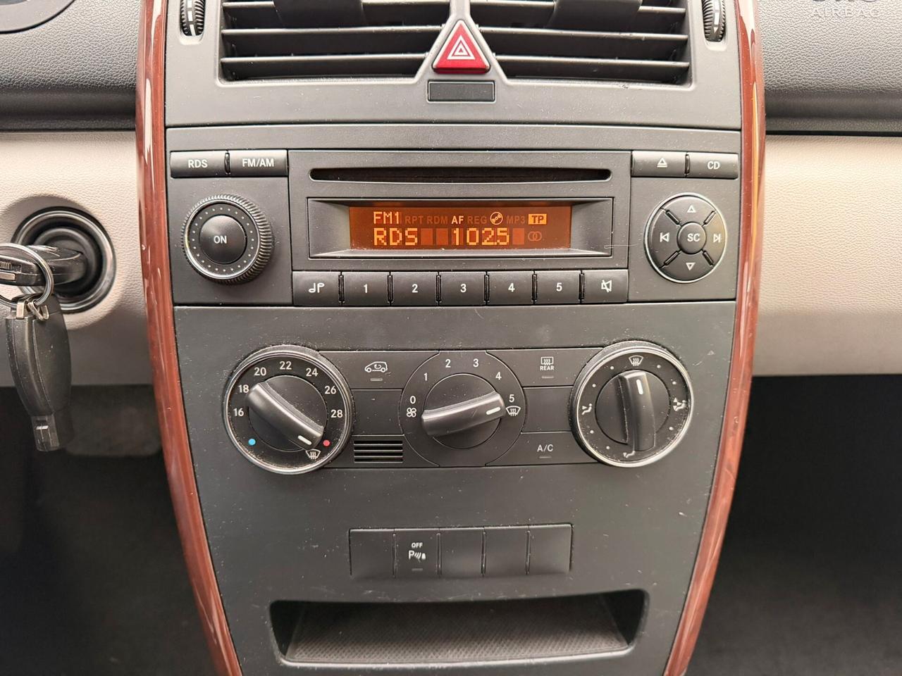 Mercedes-benz A 160 CDI AUTOMATIC Elegance