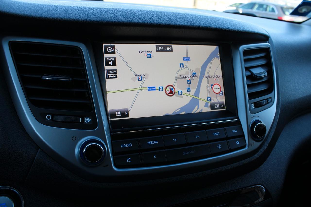 Hyundai Tucson 1.7 crdi Xpossible 2wd 115cv SEDILI RISCALDATI