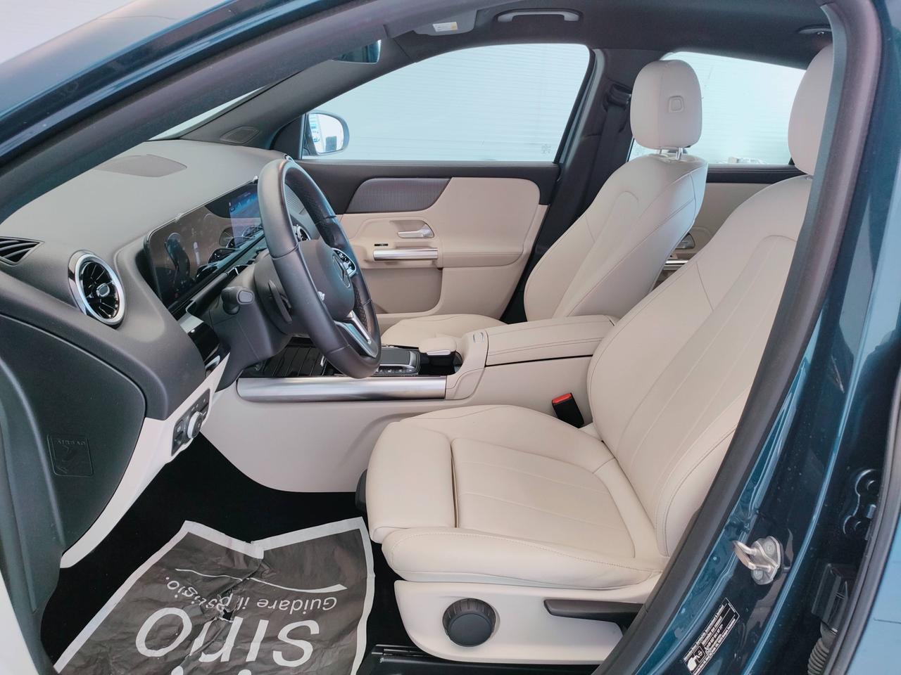 Mercedes-Benz GLA-H247 2020 - GLA 180 d Sport Plus auto