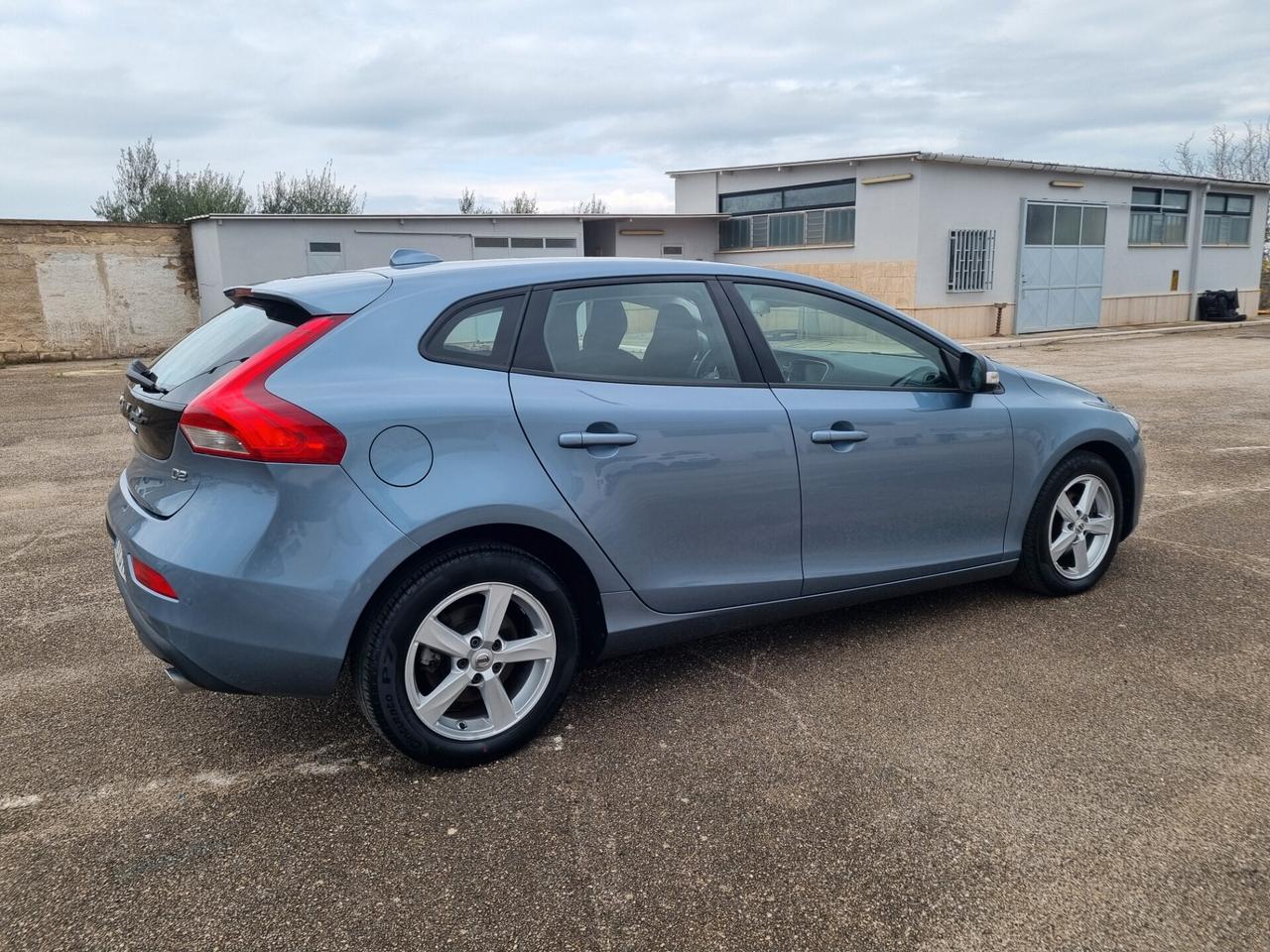 Volvo V40 D2 Business