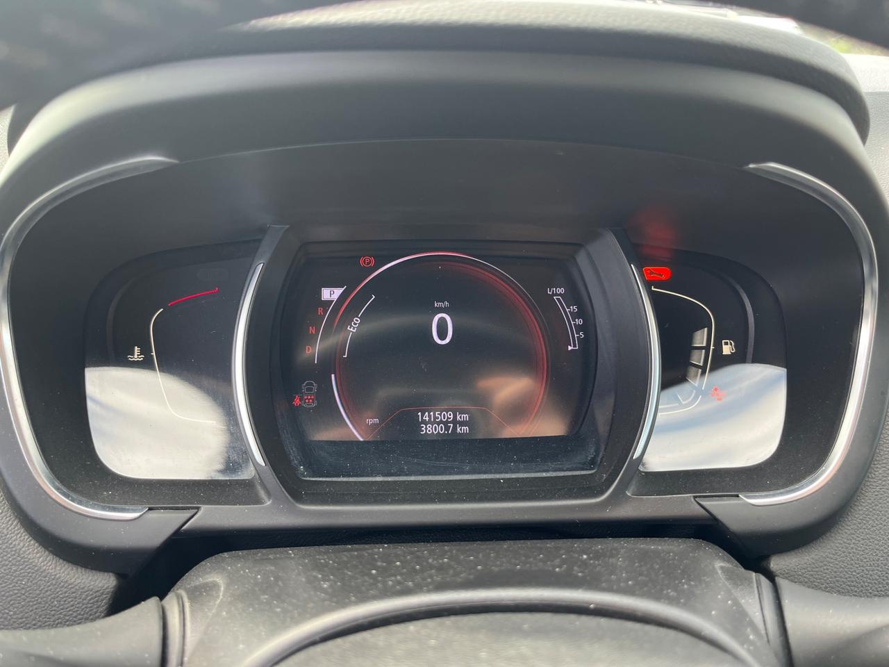 Renault Grand Scenic dCi 8V 110 CV EDC Energy Intens