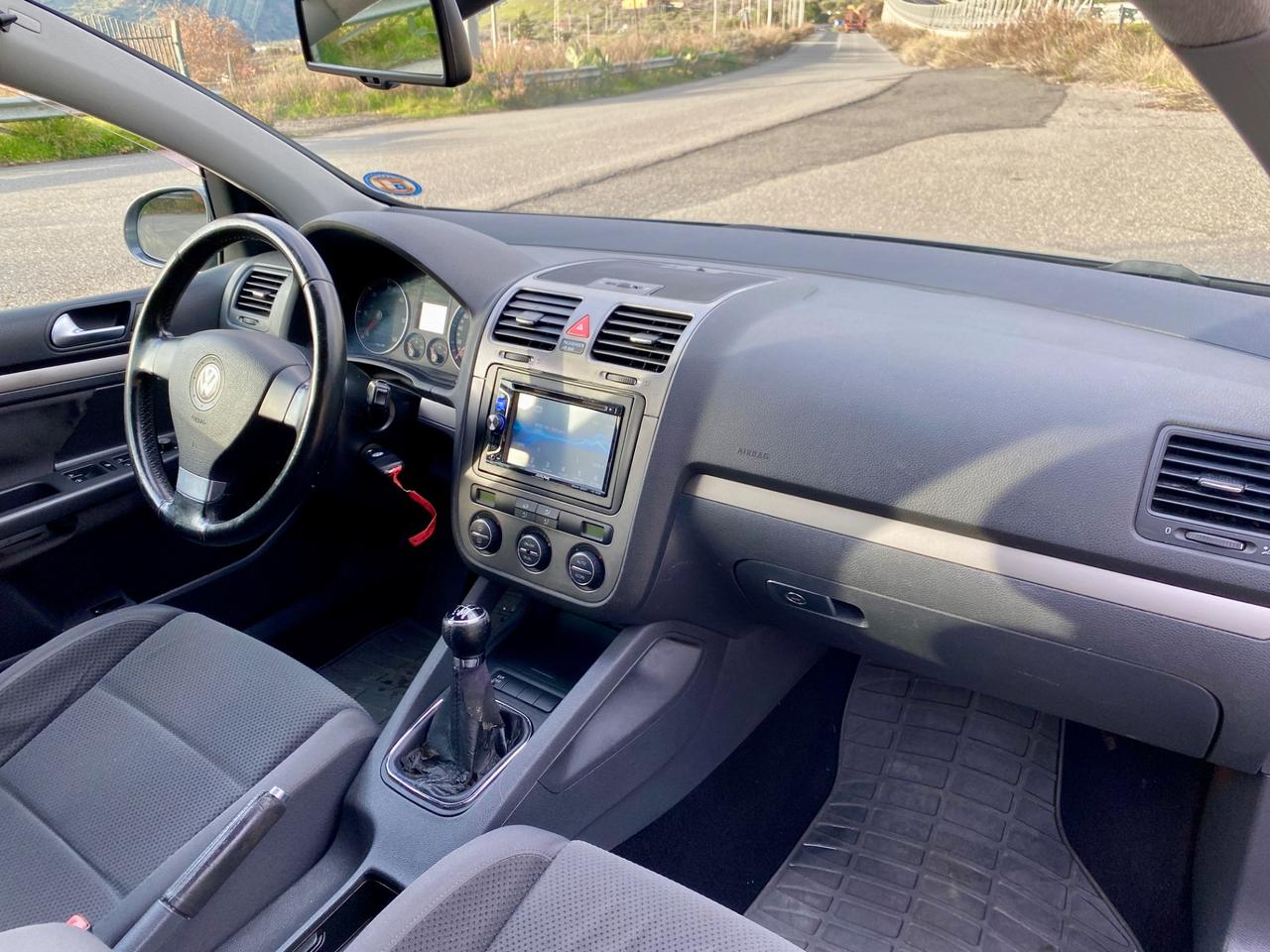 Volkswagen Golf 1.9 TDI 6 Marce 5p. Sportline