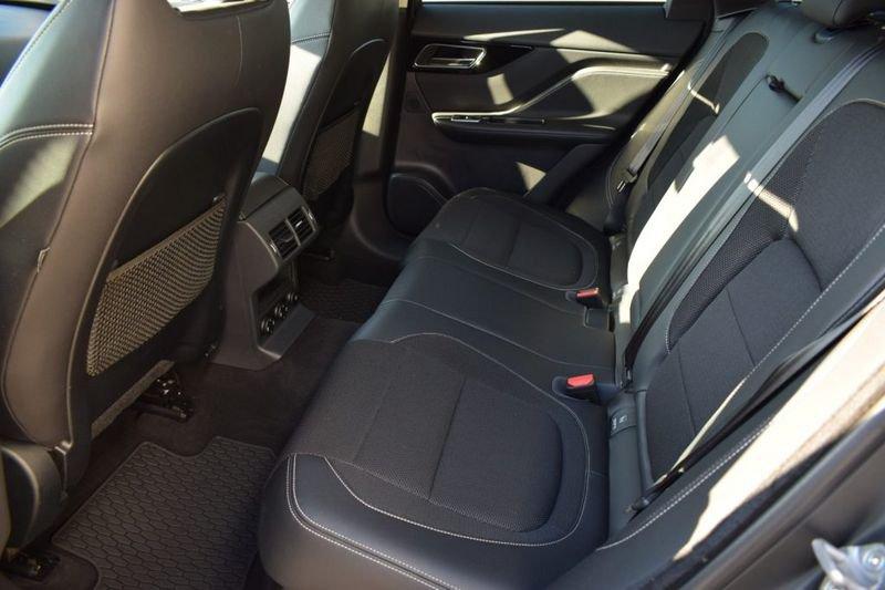 Jaguar F-Pace 2.0 D 180 CV AWD aut. R-Sport MOTORE NUOVO