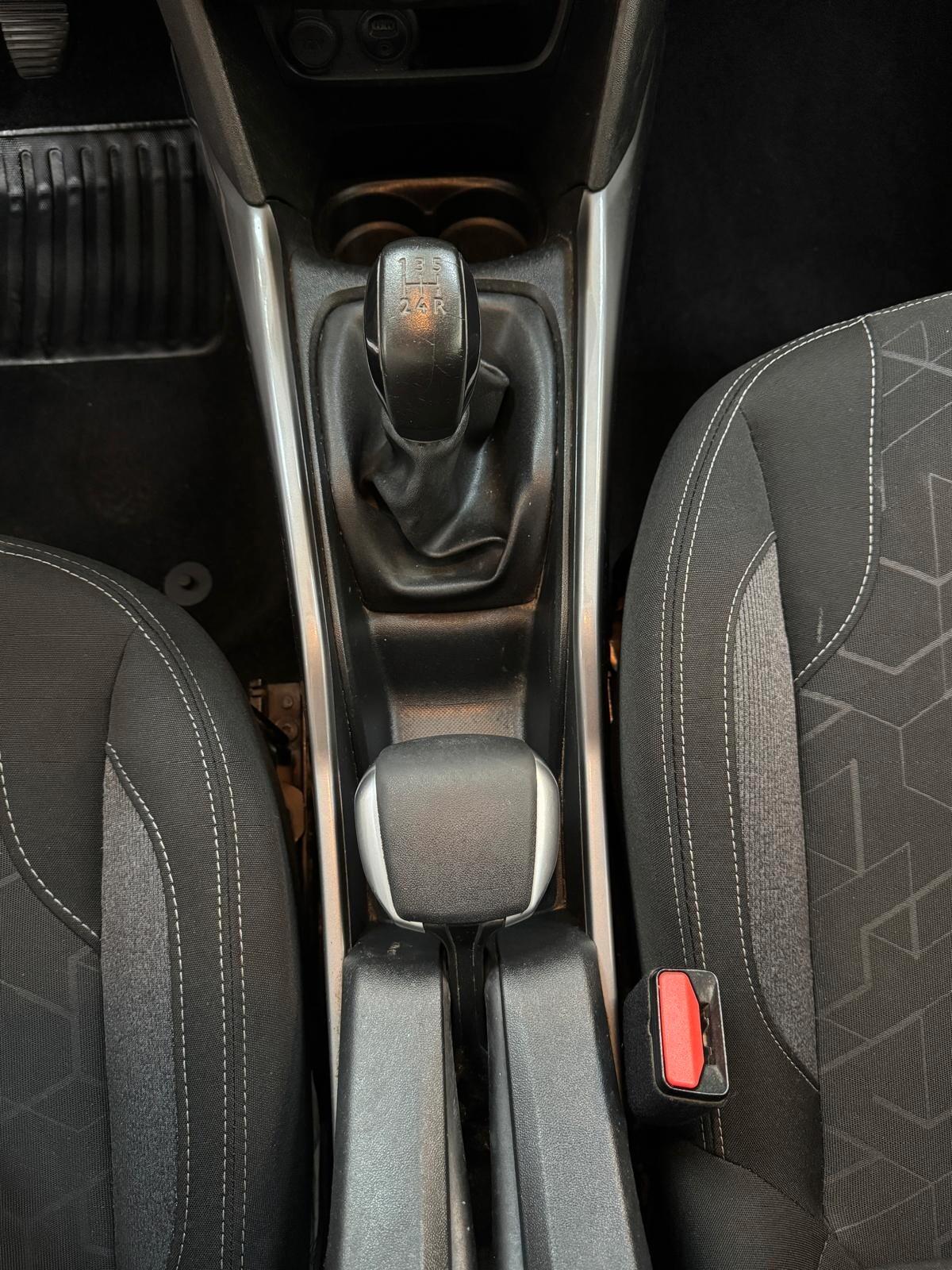 Peugeot 2008 PureTech 82 Active UNICOPROPRIETARIO TENUTA BENISSIMO