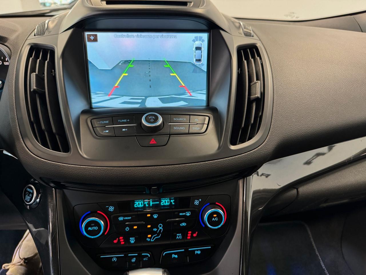 Ford Kuga 2.0 TDCI 180 CV S&S 4WD Powershift ST-Line TETTO