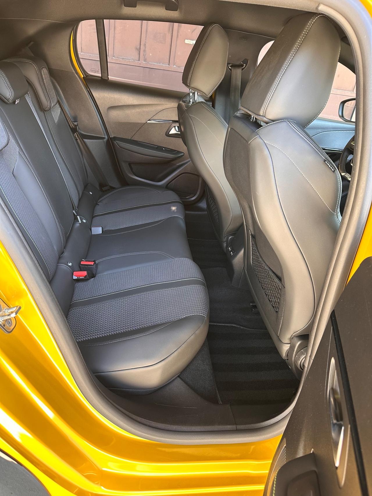 Peugeot 208 PureTech 100 Stop&Start 5 porte GT