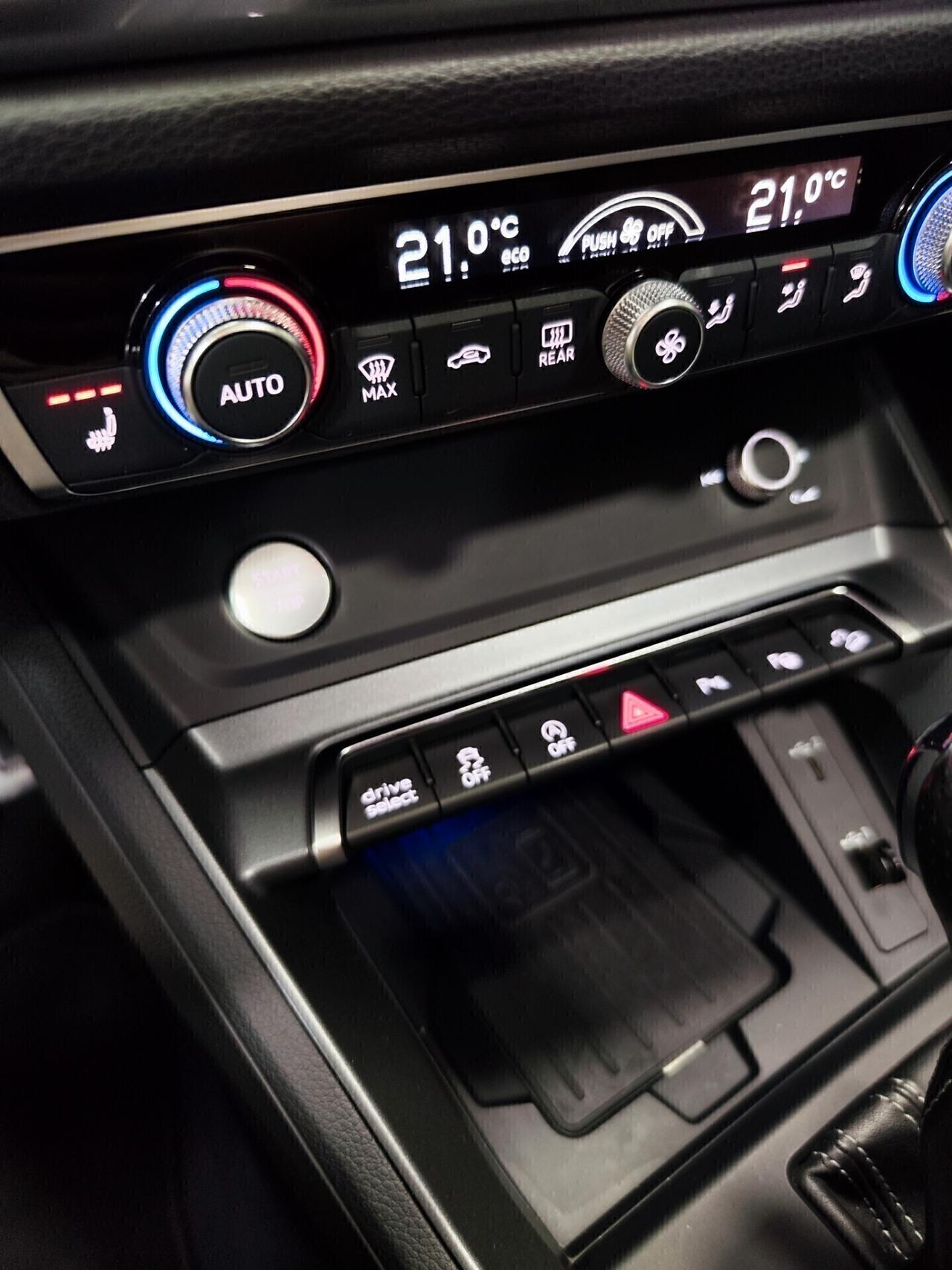 Audi Q3 SPB 35 TDI 150cv S tronic S line Tetto Black