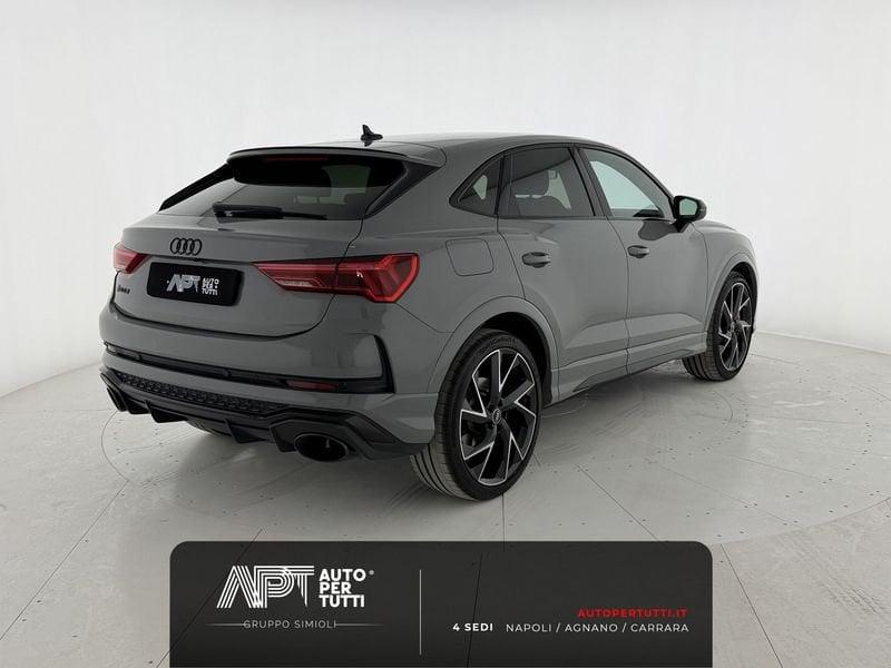 Audi Q3 Q3 Sportback RS 2.5 quattro s-tronic
