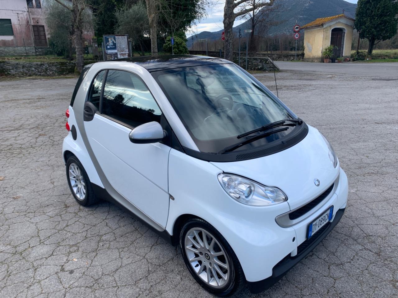 Smart ForTwo 1000 52 kW coupé passion
