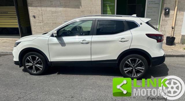NISSAN Qashqai 1.2 DIG-T N-Connecta