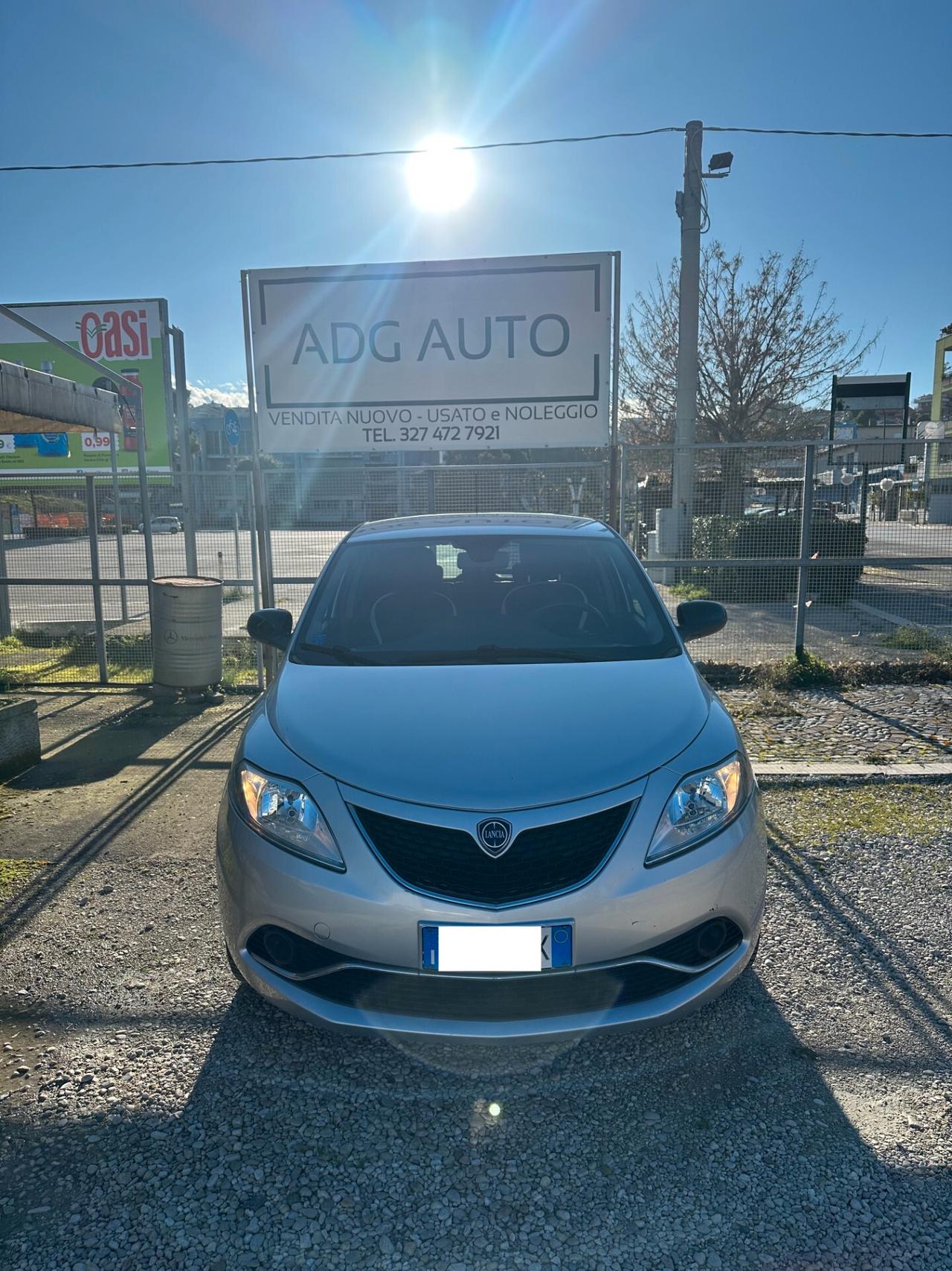 Lancia Ypsilon 1.2 69 CV 5 porte GPL Ecochic Gold