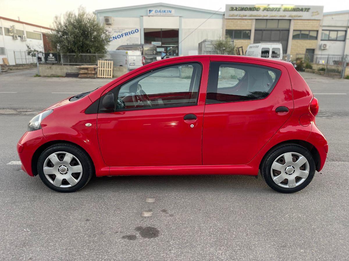 TOYOTA - Aygo - 12V VVT-i 5 porte Sol