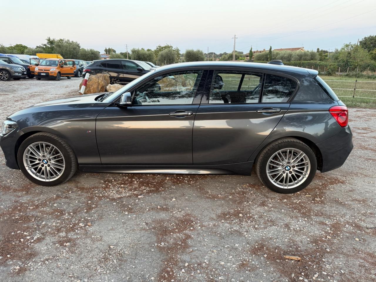 Bmw 118 118d 5p. Msport