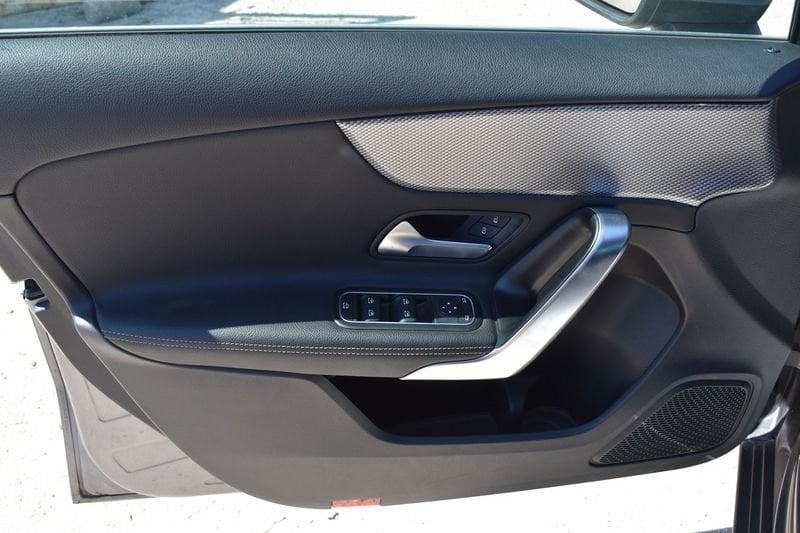 Mercedes-Benz Classe A A 180 d Automatic Sport
